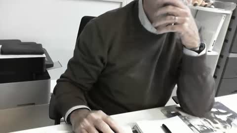 mature hairy guy online show from 10/07/25, 03:20