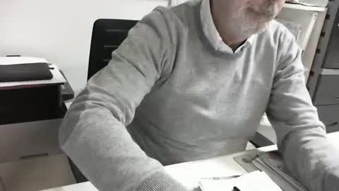 mature hairy guy online show from 11/08/25, 05:45