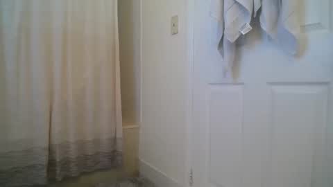 Snapshot of proseccopapi23 chatting on 01/04/25, 04:00 proseccopapi23 online show from 01/04/25, 04:00