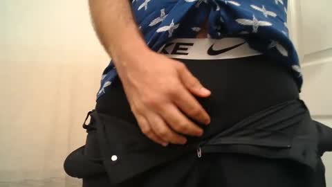 Snapshot of proseccopapi23 chatting on 02/17/25, 03:47 proseccopapi23 online show from 02/17/25, 03:47