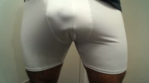 Snapshot of proseccopapi23 chatting on 10/27/25, 02:59 proseccopapi23 online show from 10/27/25, 02:59