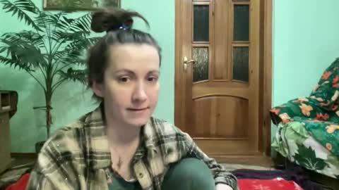 proud sweet 21 online show from 05/15/26, 11:23