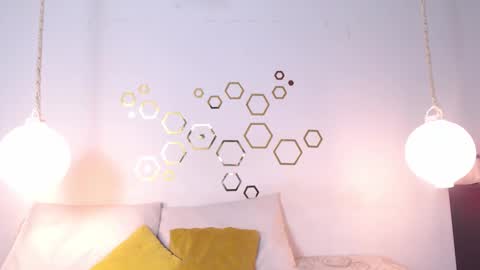 Snapshot of provincute chatting on 09/22/25, 02:35 Adris Juan online show from 09/22/25, 02:35