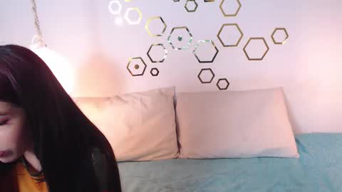 Snapshot of provincute chatting on 10/15/25, 02:11 Adris Juan online show from 10/15/25, 02:11