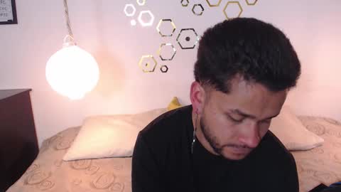 Snapshot of provincute chatting on 10/19/25, 01:50 Adris Juan online show from 10/19/25, 01:50