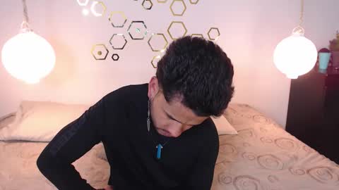 Snapshot of provincute chatting on 11/02/25, 01:41 Adris Juan online show from 11/02/25, 01:41