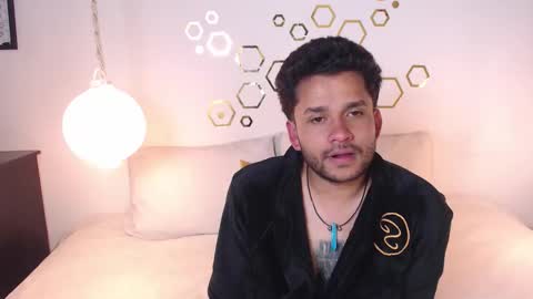 Snapshot of provincute chatting on 11/22/25, 04:00 Adris Juan online show from 11/22/25, 04:00