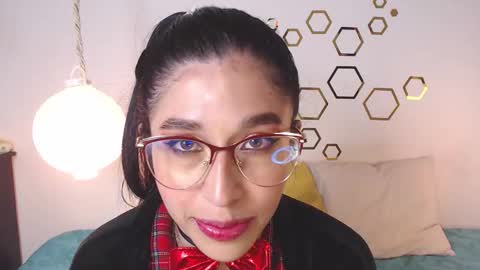 Snapshot of provincute chatting on 12/01/25, 04:06 Adris Juan online show from 12/01/25, 04:06