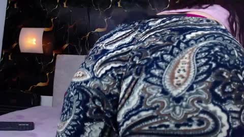 Adris  Juan online show from 04/24/26, 03:20