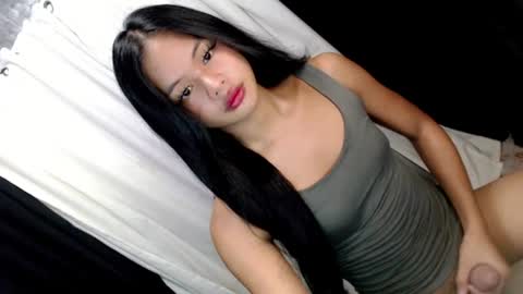Snapshot of prtty_dapar chatting on 07/15/26, 11:43 hi follow me its ALTHEA online show from 07/15/26, 11:43