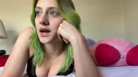 Oli online show from 04/24/26, 08:55