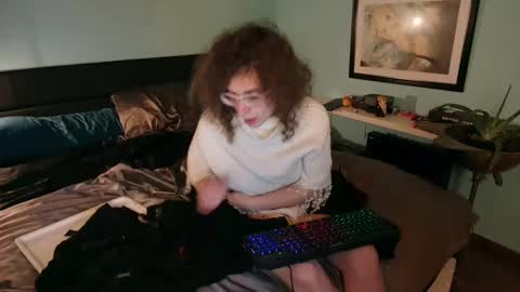 prxscillia_tx online show from 01/12/25, 05:01