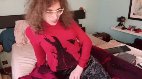 prxscillia_tx online show from 01/18/25, 02:02