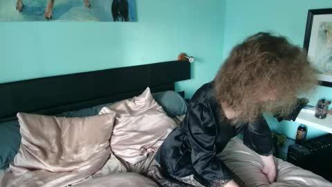 prxscillia_tx online show from 09/22/25, 06:48