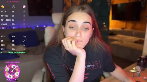 Snapshot of ps6pro chatting on 10/06/25, 04:15 Queen of Pain online show from 10/06/25, 04:15