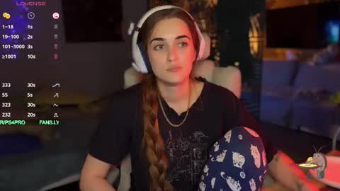 Snapshot of ps6pro chatting on 10/31/25, 01:01 Queen of Pain online show from 10/31/25, 01:01