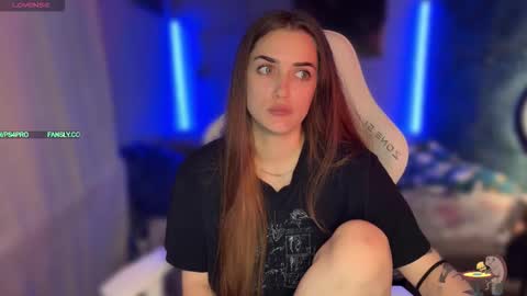 Snapshot of ps6pro chatting on 11/30/25, 04:49 Queen of Pain online show from 11/30/25, 04:49