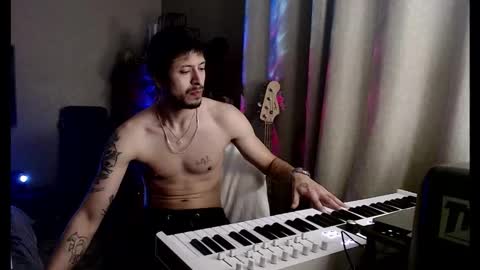 Snapshot of psilocipher chatting on 11/29/25, 03:26 Sk8wave online show from 11/29/25, 03:26