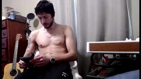 Snapshot of psilocipher chatting on 12/01/25, 10:15 Sk8wave online show from 12/01/25, 10:15