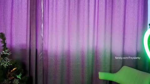 Snapshot of psyheya chatting on 12/26/24, 07:35 LUCY ----- online show from 12/26/24, 07:35