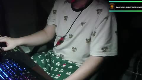 Snapshot of pt35l chatting on 02/17/25, 03:58 your mysterious man online show from 02/17/25, 03:58