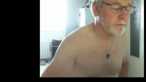 ptitrouquin online show from 10/31/25, 08:37