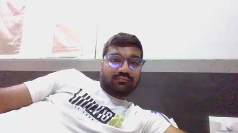 ptl1711 online show from 11/04/25, 02:54