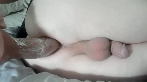 Snapshot of ptut82 chatting on 05/11/26, 02:12 ptut82 online show from 05/11/26, 02:12