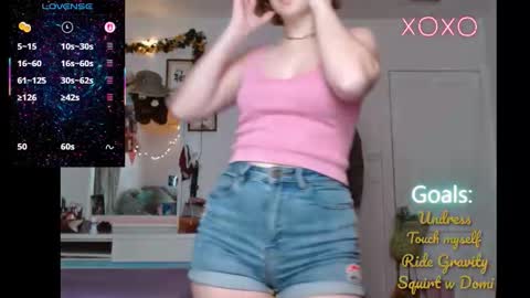 Snapshot of publicuniversalfwb chatting on 12/20/25, 06:37 publicuniversalfwb online show from 12/20/25, 06:37