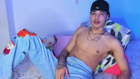 puca_and_garu online show from 04/24/26, 02:36