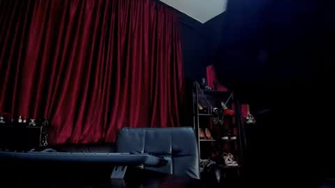 Snapshot of puffy_love chatting on 12/15/24, 06:26 MissPuffyLove online show from 12/15/24, 06:26