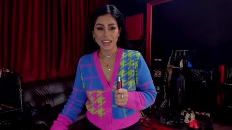 MissPuffyLove online show from 12/19/25, 10:17