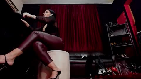 MissPuffyLove online show from 03/15/26, 08:15