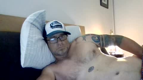 Snapshot of pulllin4u chatting on 07/01/26, 12:45 pulllin4u online show from 07/01/26, 12:45