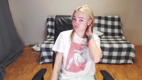 Polly online show from 12/10/24, 03:52