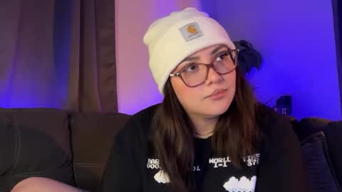 Pumpkin bunny online show from 11/26/25, 01:28