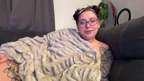 Pumpkin bunny online show from 03/24/26, 04:39