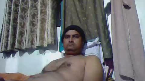 Snapshot of puneguyoncam chatting on 11/15/25, 09:50 puneguyoncam online show from 11/15/25, 09:50