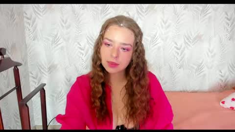 Polly online show from 08/04/26, 01:25