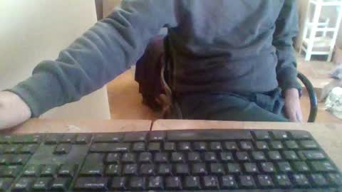 pup_y online show from 11/24/25, 10:15