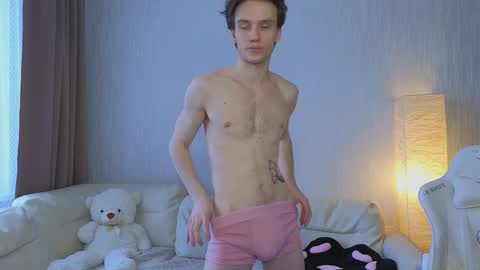 Snapshot of pupsenish chatting on 02/03/26, 06:22 Jesse online show from 02/03/26, 06:22