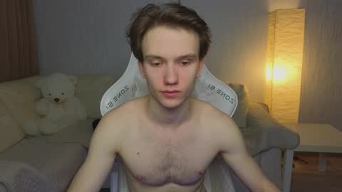 Snapshot of pupsenish chatting on 02/12/26, 02:39 Jesse online show from 02/12/26, 02:39