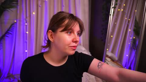 constant schedule Wednesday  Friday  Saturday  Sunday  The Rosemarie online show from 02/08/26, 05:44