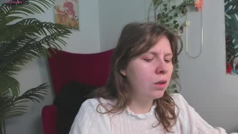 constant schedule Wednesday  Friday  Saturday  Sunday  The Rosemarie online show from 04/12/26, 05:34