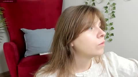 constant schedule Wednesday  Friday  Saturday  Sunday  The Rosemarie online show from 04/20/26, 05:32