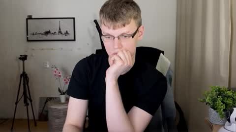 Snapshot of pure_ilya chatting on 03/01/26, 10:34 Ilya online show from 03/01/26, 10:34