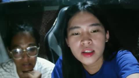 Snapshot of pure_sweetasian chatting on 09/24/25, 01:42 pure_sweetasian online show from 09/24/25, 01:42