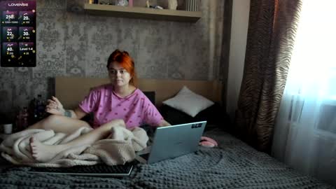 Snapshot of purebeautie chatting on 12/12/24, 11:50 Katty online show from 12/12/24, 11:50