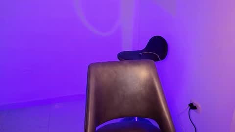 Snapshot of purepleasure25 chatting on 11/29/25, 09:51 purepleasure25 online show from 11/29/25, 09:51