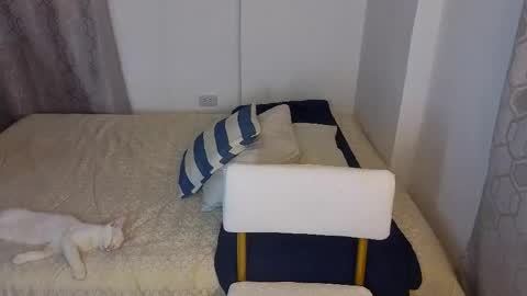 purepleasure25 online show from 04/23/26, 09:06